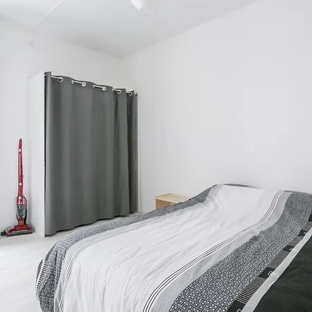 Apartament Cosy T2 - Albert Leenhardt - Street Side